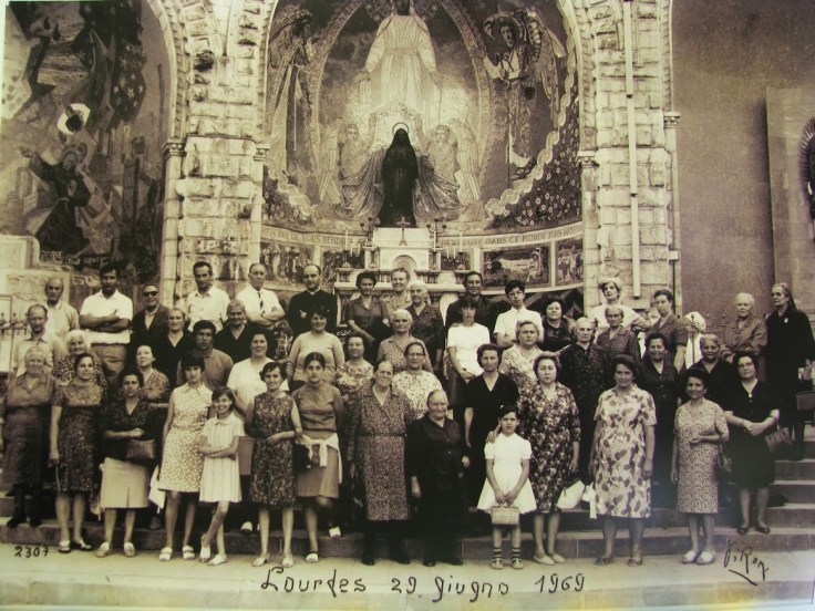 lourdes1