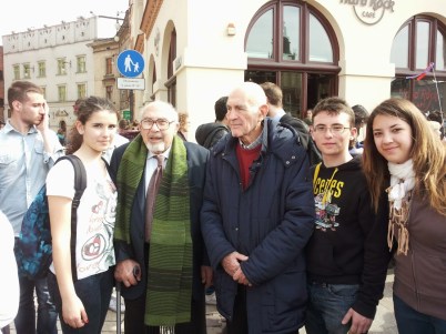 I ragazzi del Liceo di Ceccano con Piero Terracina e Sami Modiano, sopravvissuti all’inferno di Auschwitz e liberati il 27 gennaio 1945