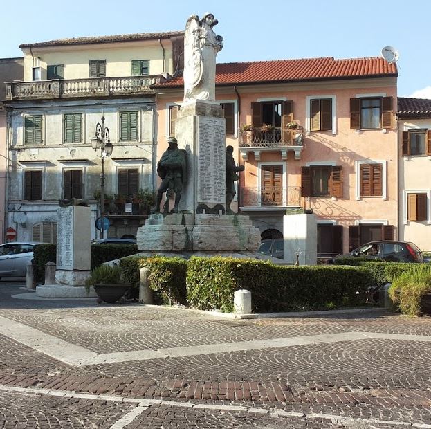 monumento pulito