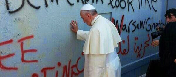 papa_muro_betlemme_01-590x260